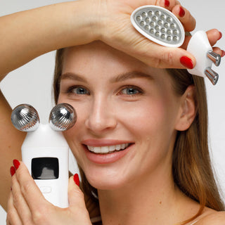 TriEssence EMS Microcurrent  LED red light beauty device by Glidelif